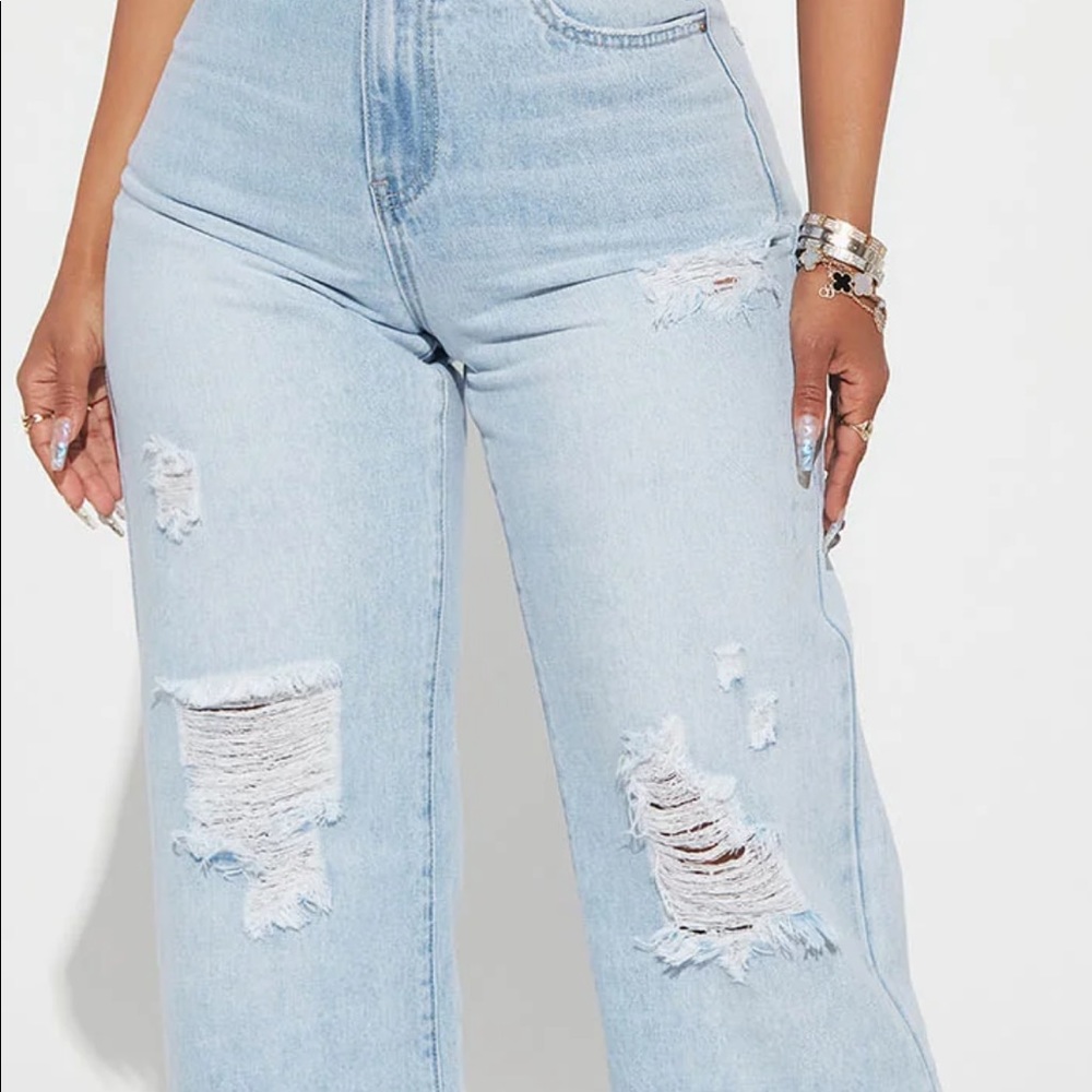 Jeans - Picture 2 of 6